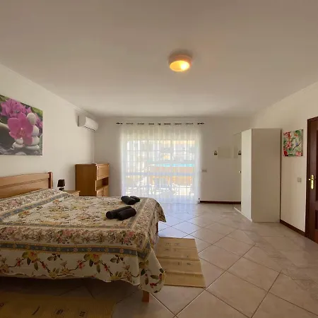 Rosa H7a Villa