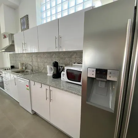 Rosa H7a Villa *